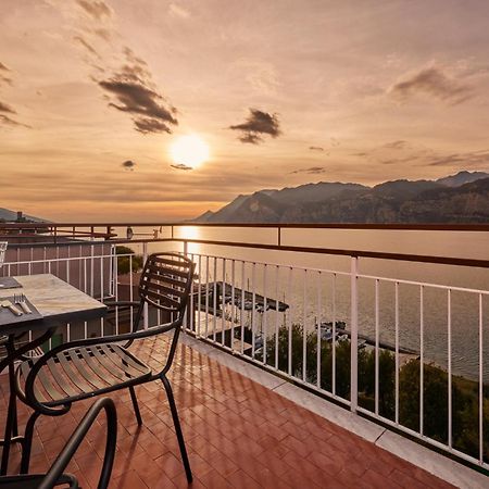 Lake View Luca Apartment Malcesine Kültér fotó